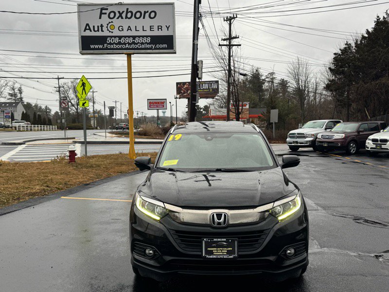 Used 2019 Honda HR-V EX image 2