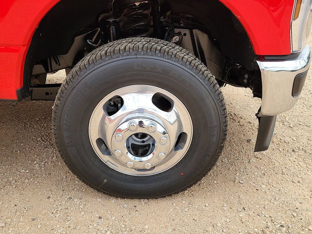 New 2026 Ford F350 Lariat AWD/4WD image 14