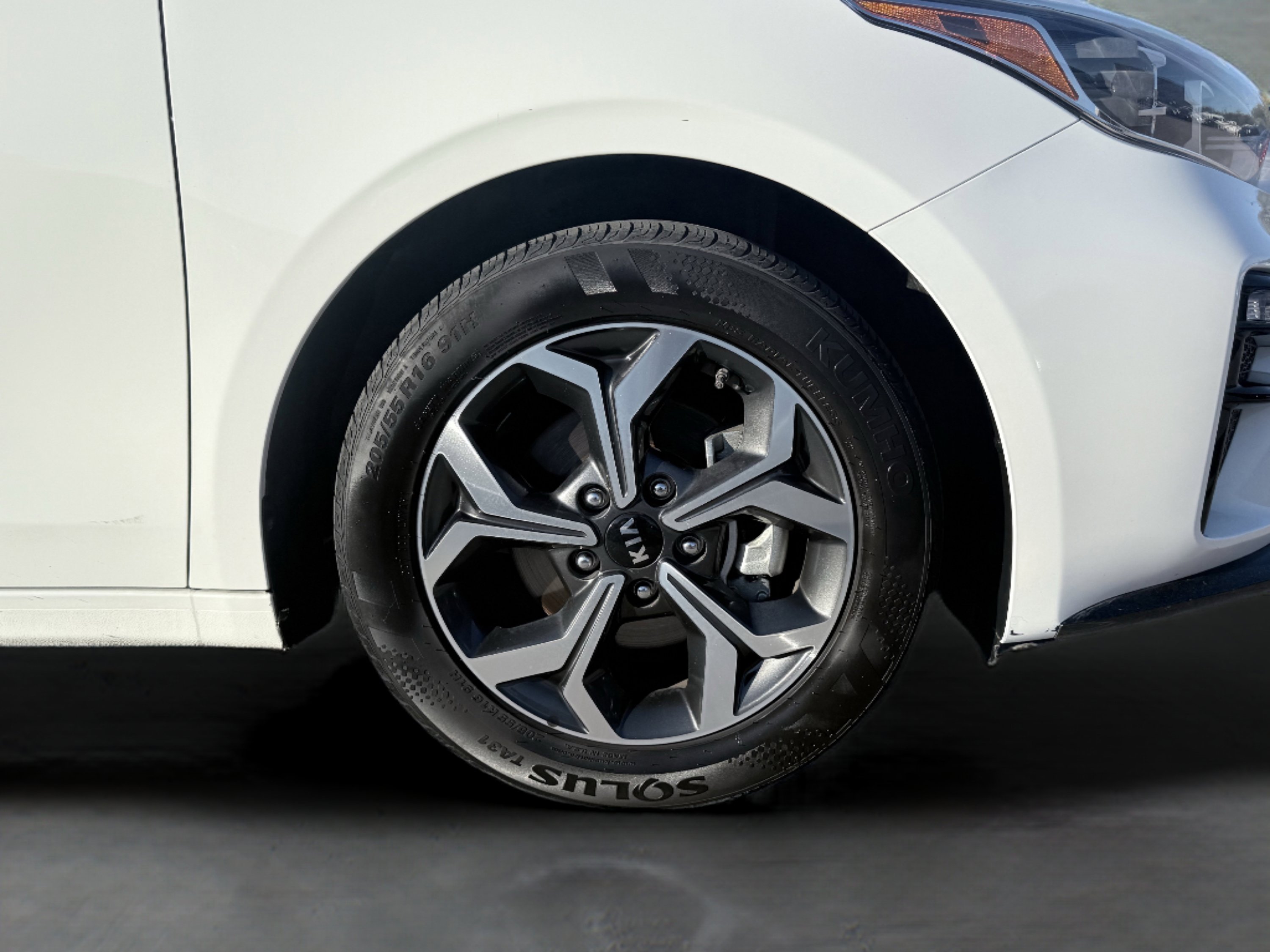 Used 2020 Kia Forte LXS image 63