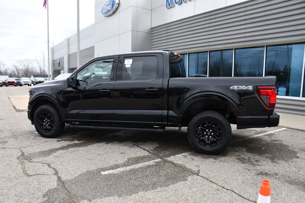 Used 2024 Ford F150 XLT w/ Tow/Haul Package AWD/4WD image 3