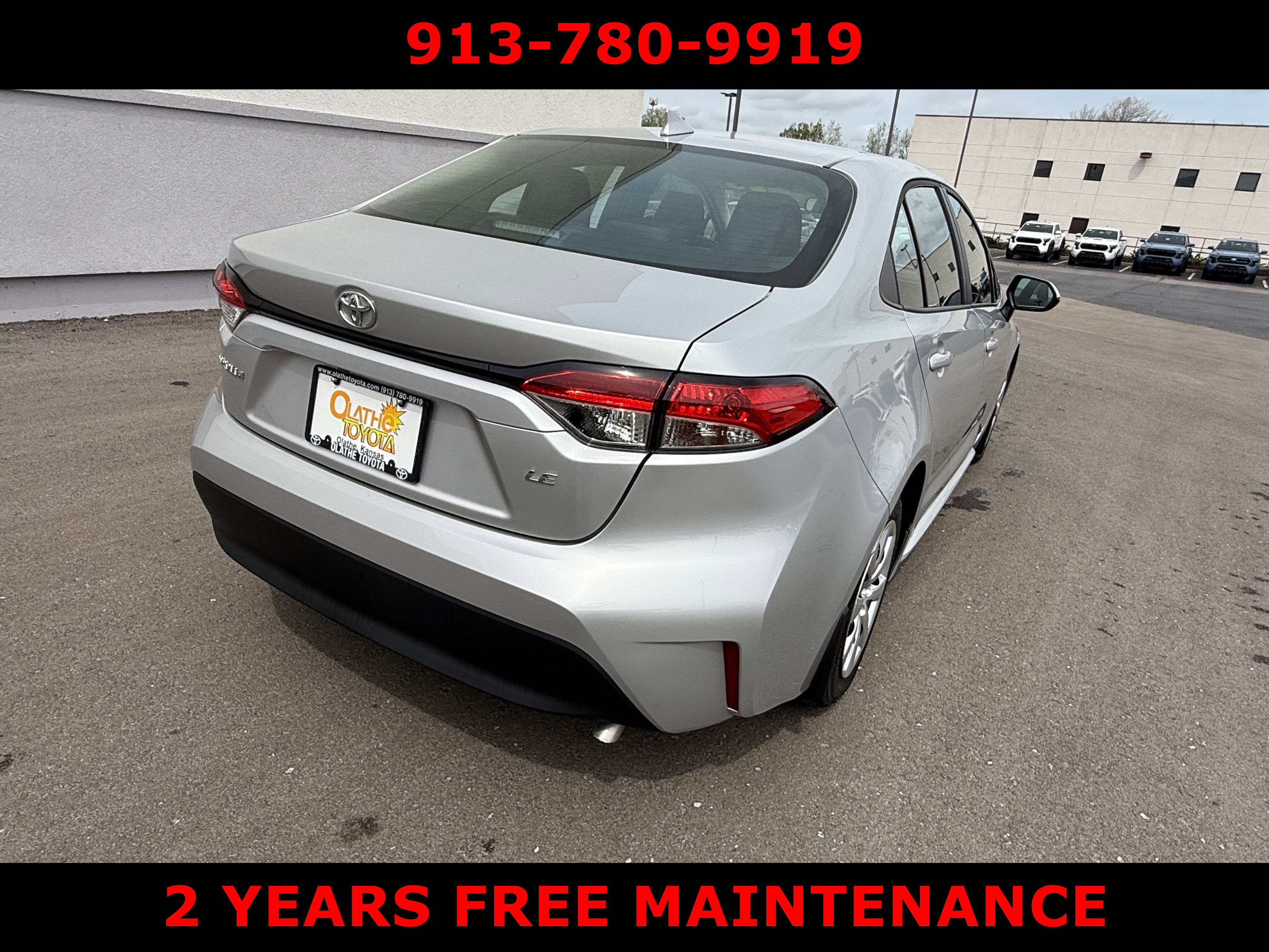 Certified 2025 Toyota Corolla LE FWD image 3