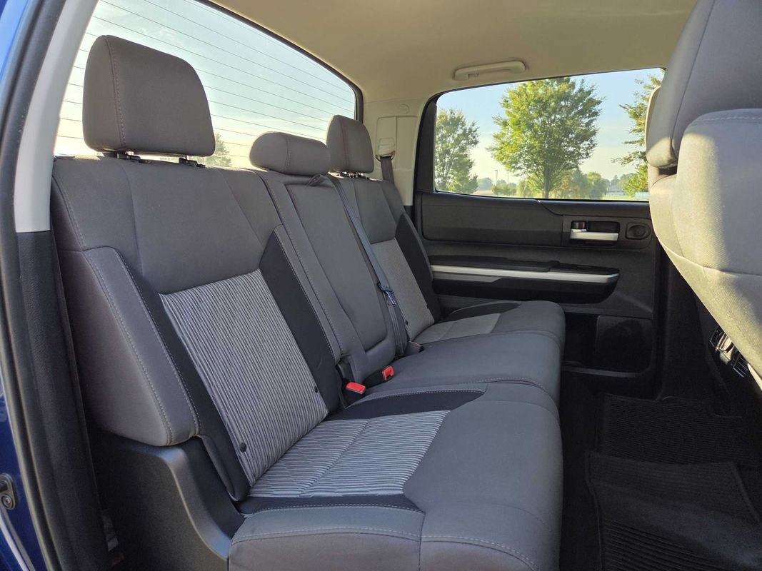 Used 2015 Toyota Tundra SR5 w/ TRD Off Road Package AWD/4WD image 13