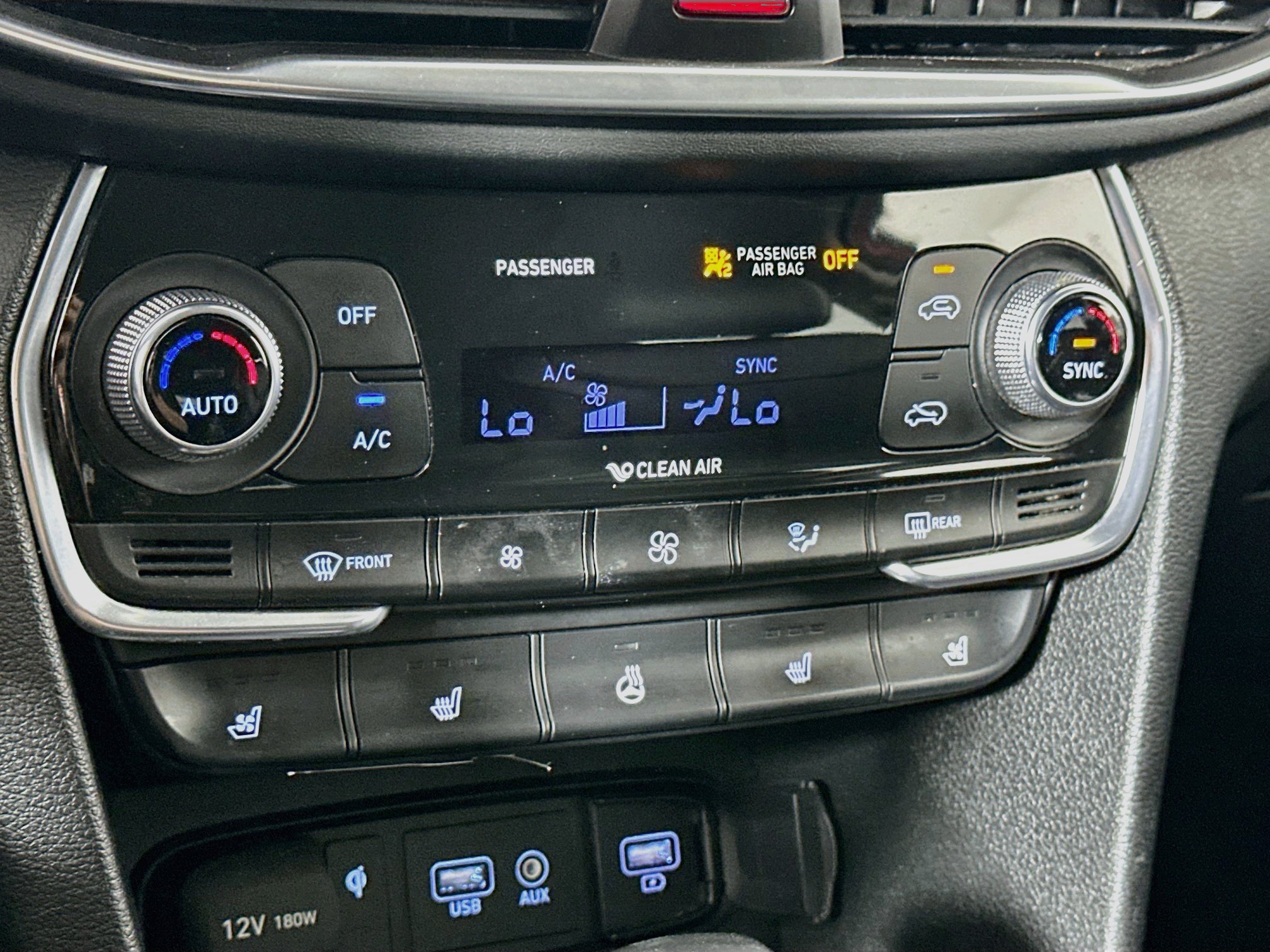 Used 2020 Hyundai Santa Fe Limited w/ Cargo Package FWD image 24