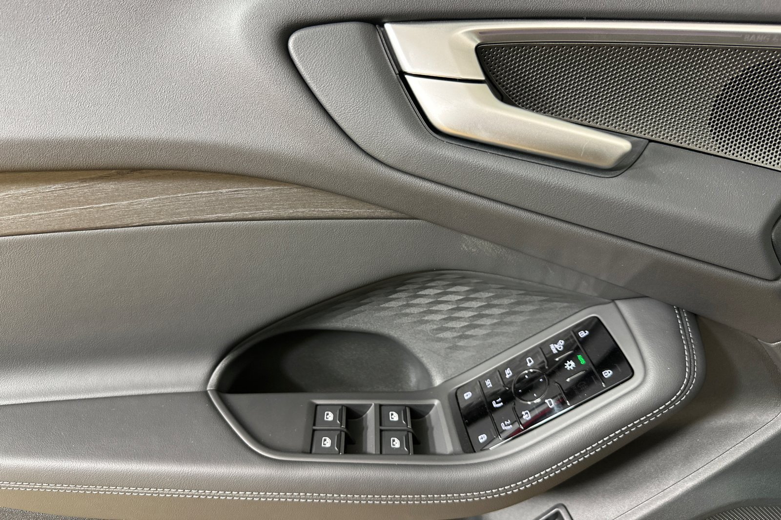 New 2026 Audi A5 Premium Plus AWD/4WD image 10