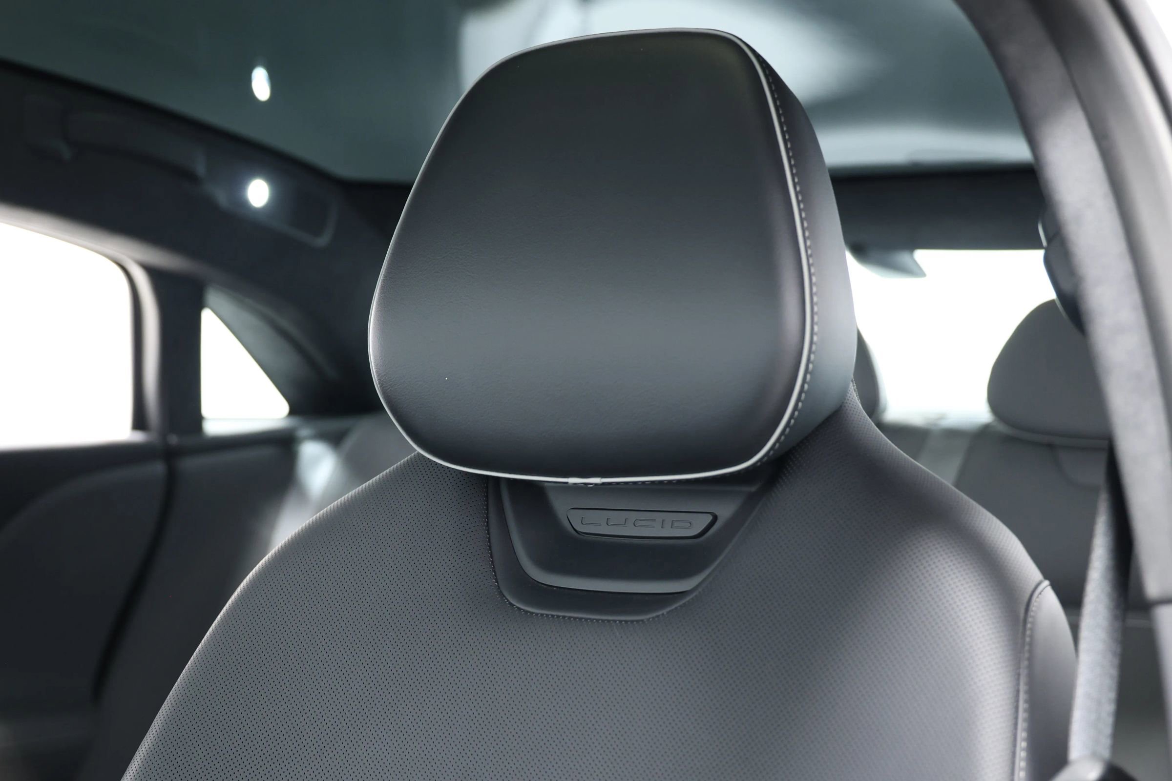 Used 2023 Lucid Air Grand Touring image 16