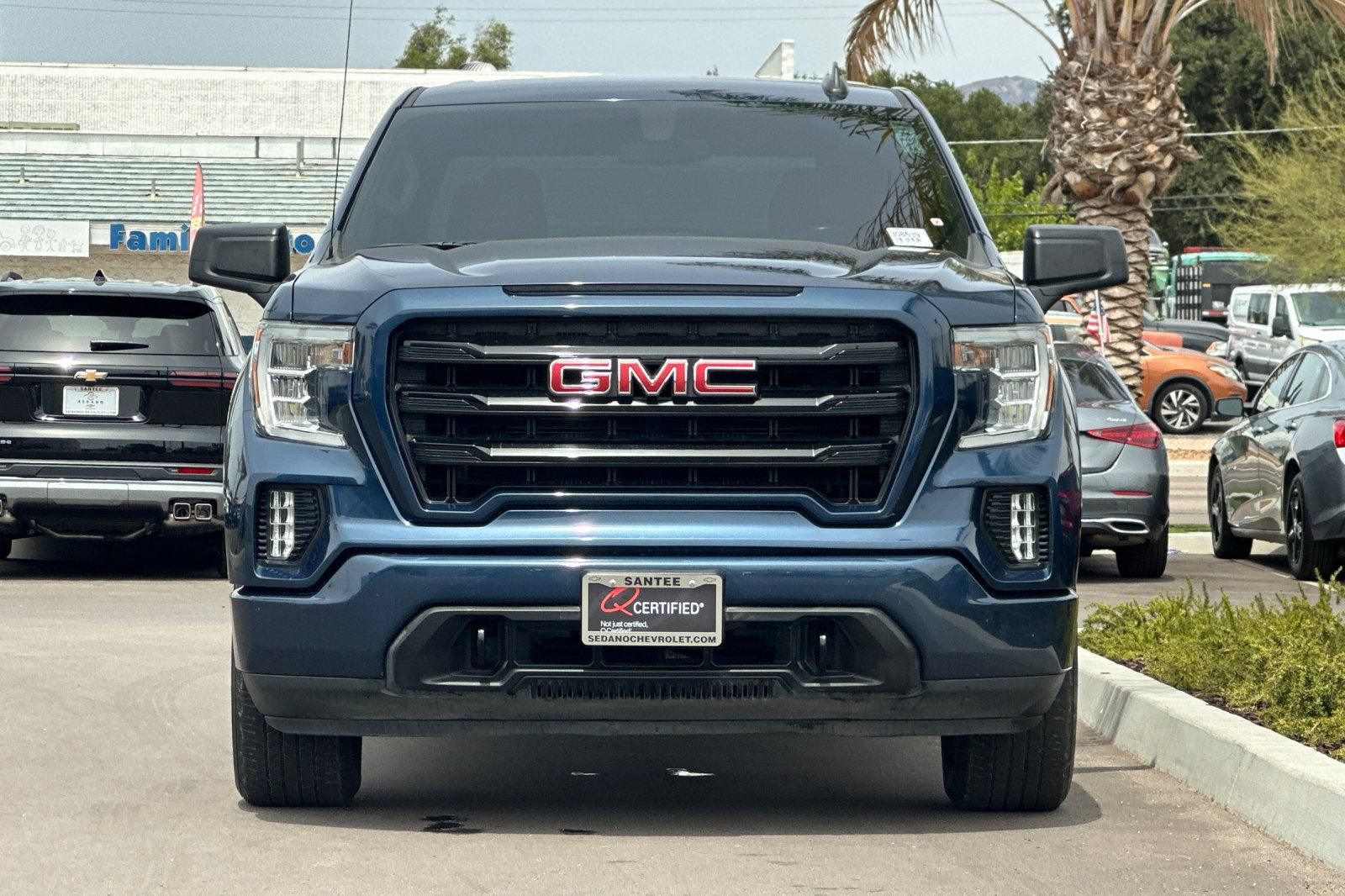 Used 2021 GMC Sierra 1500 Elevation w/ X31 Off-Road Package AWD/4WD image 9