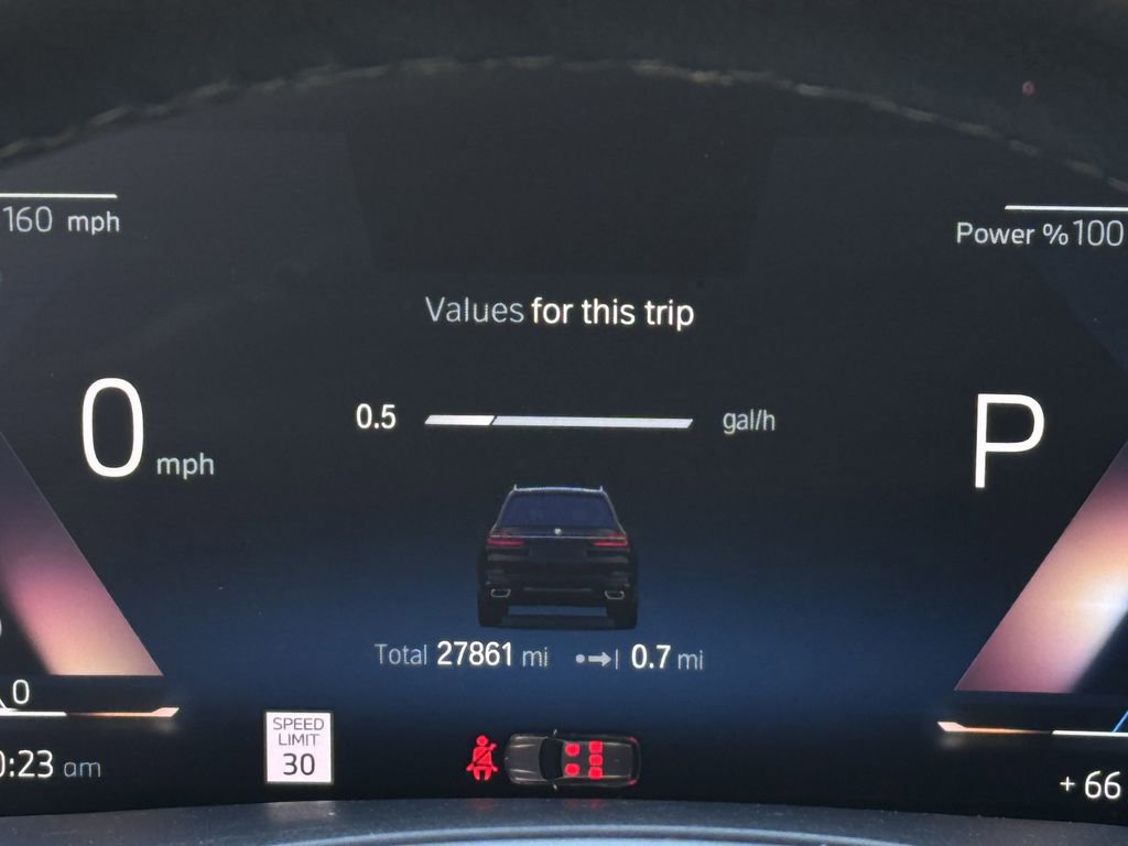 Used 2023 BMW X7 xDrive40i AWD/4WD image 16