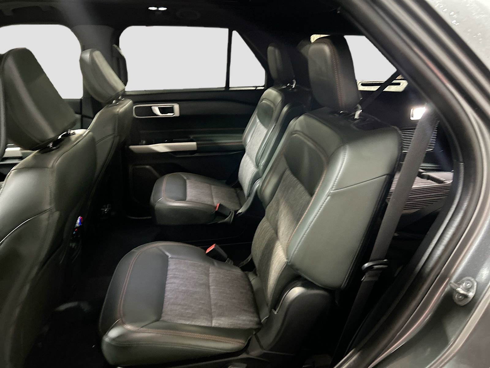 Used 2023 Ford Explorer Timberline image 4