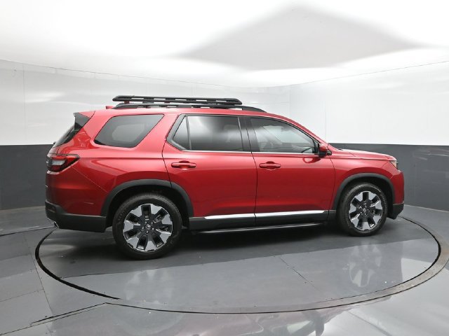 New 2026 Honda Pilot Touring image 11