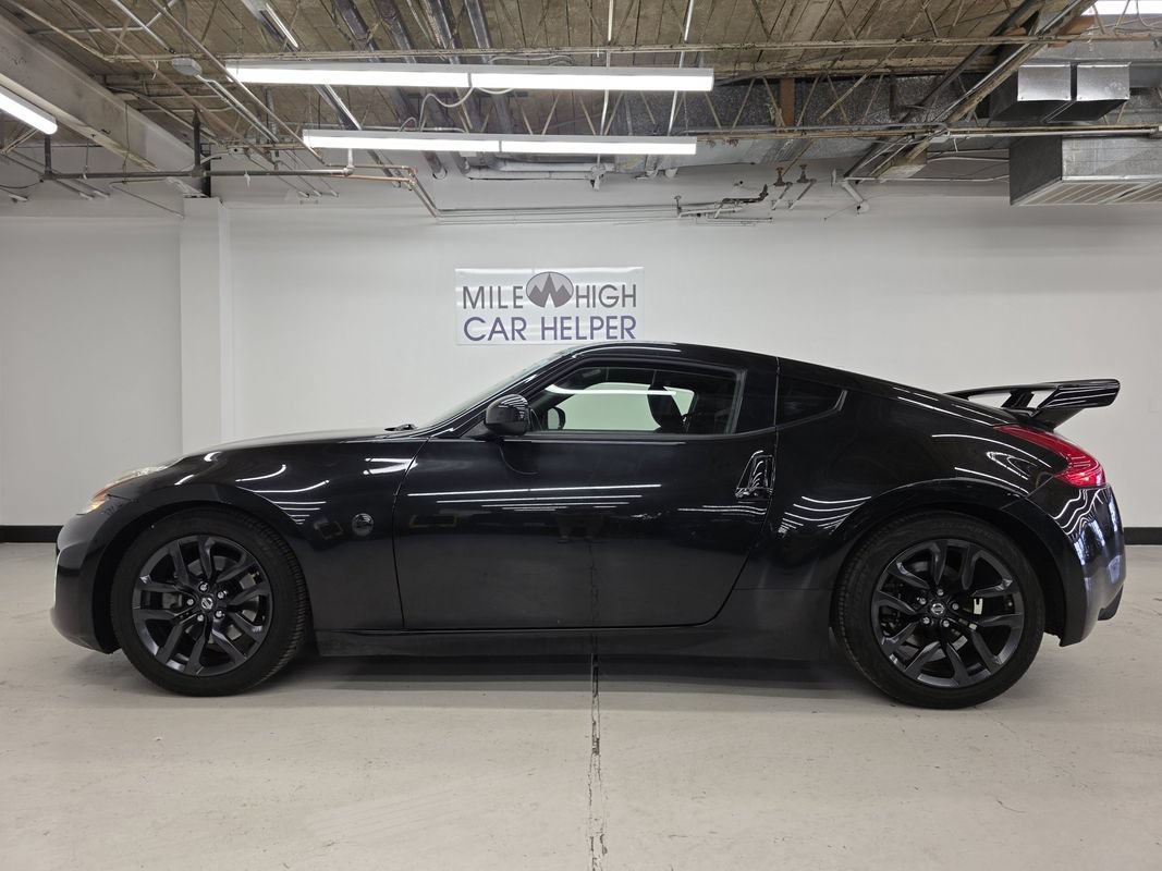 Used 2017 Nissan 370Z Coupe RWD image 13