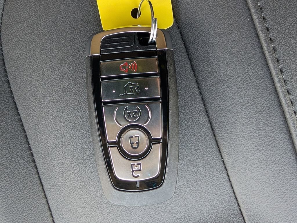 Used 2026 Ford Expedition Max Active RWD image 50