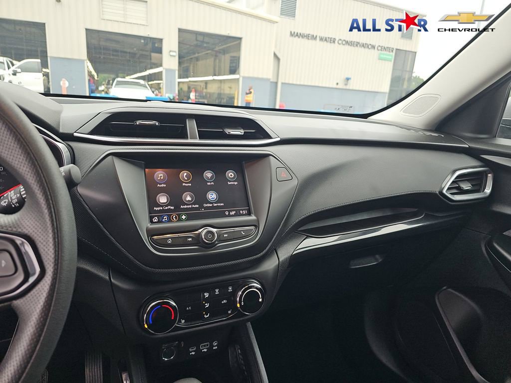 Used 2023 Chevrolet TrailBlazer LT FWD image 7