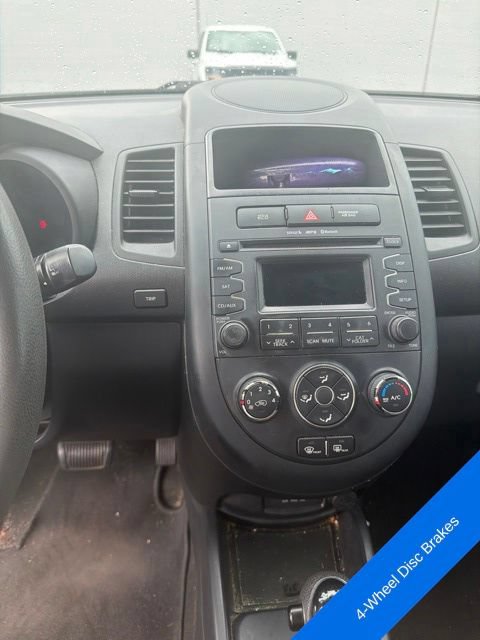 Used 2013 Kia Soul FWD image 8