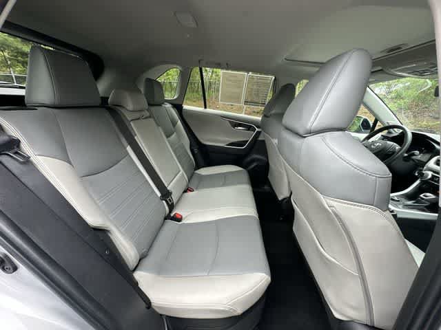 Used 2023 Toyota RAV4 Limited AWD/4WD image 22