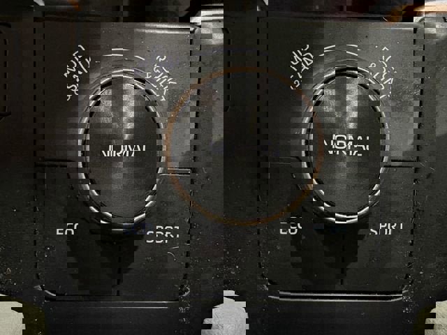 Used 2025 Toyota Grand Highlander AWD Hybrid image 28