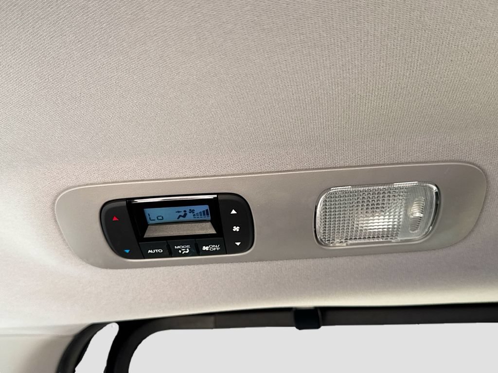 Used 2023 Honda Odyssey Elite image 27