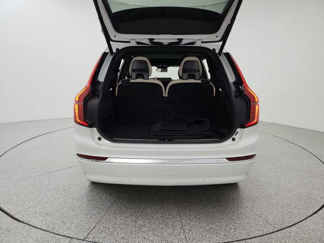 Certified 2025 Volvo XC90 B6 Plus AWD/4WD image 15