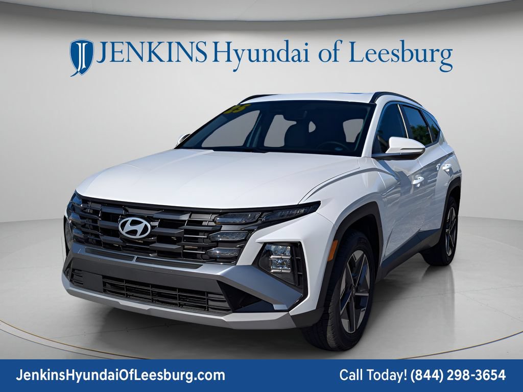 Certified 2025 Hyundai Tucson SEL AWD/4WD image 10