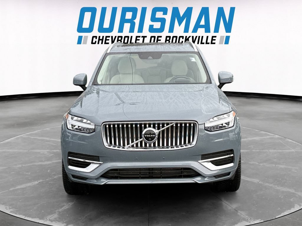 Used 2021 Volvo XC90 T8 Inscription w/ Lounge Package AWD/4WD image 8