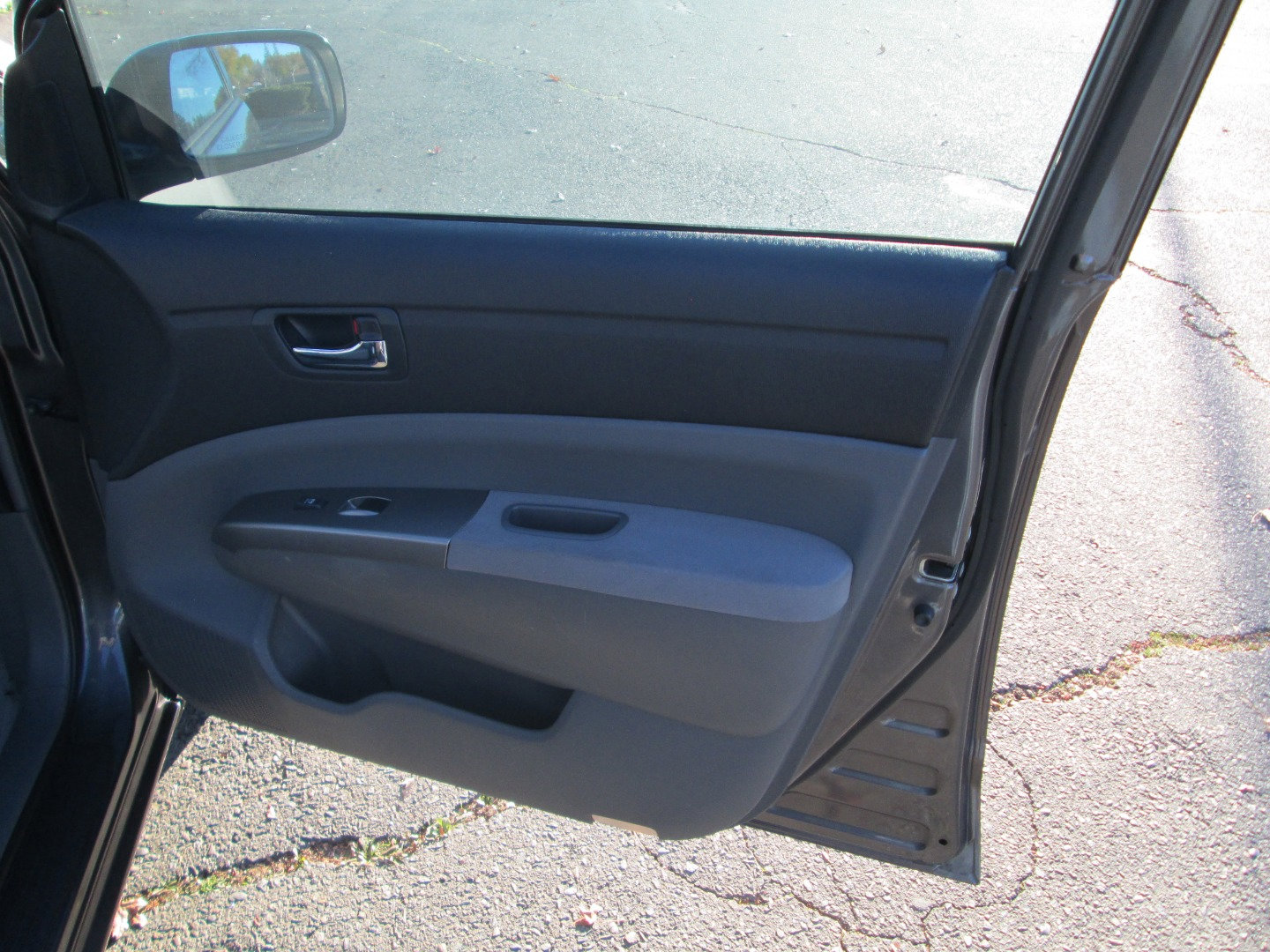 Used 2008 Toyota Prius Touring FWD image 9
