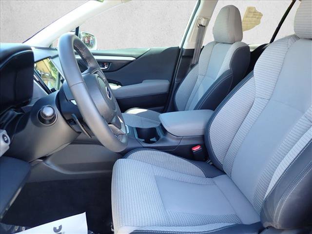 Used 2024 Subaru Outback Premium AWD/4WD image 11