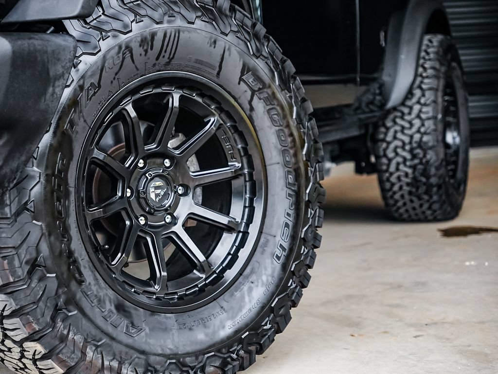 Used 2021 Ford Bronco 4-Door AWD/4WD image 6