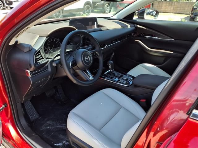 New 2025 MAZDA CX-30 2.5 Turbo w/ Premium Plus Pkg image 14