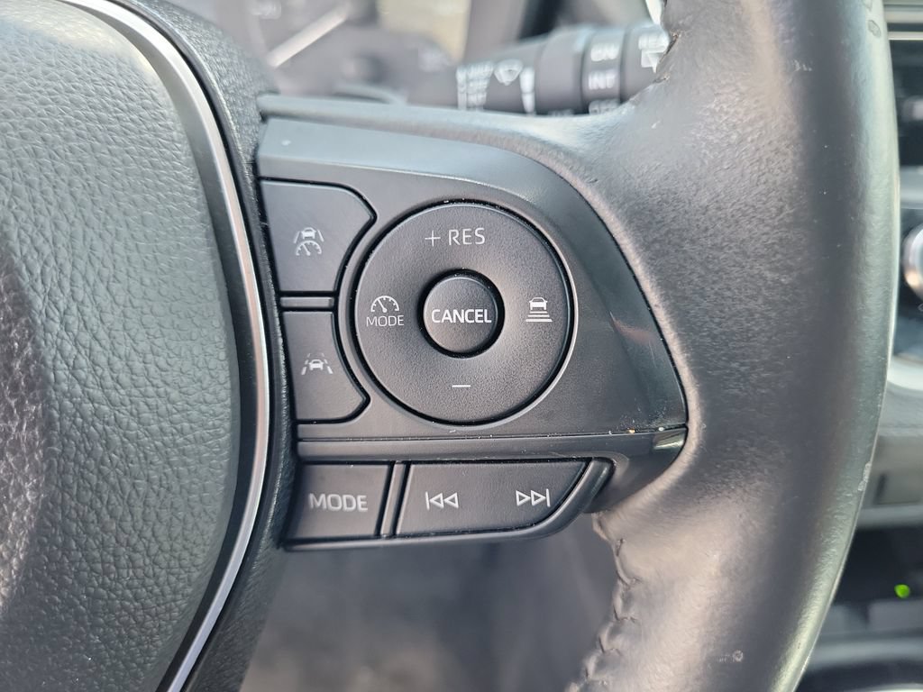 Used 2024 Toyota Corolla Cross AWD Hybrid image 15