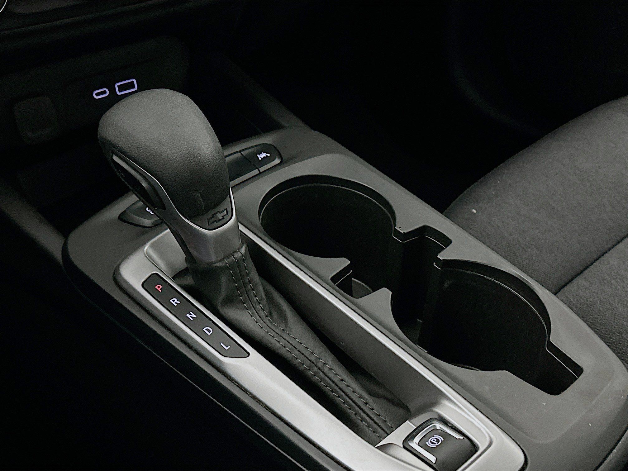 Used 2025 Chevrolet Trax LS w/ LS Convenience Package image 25