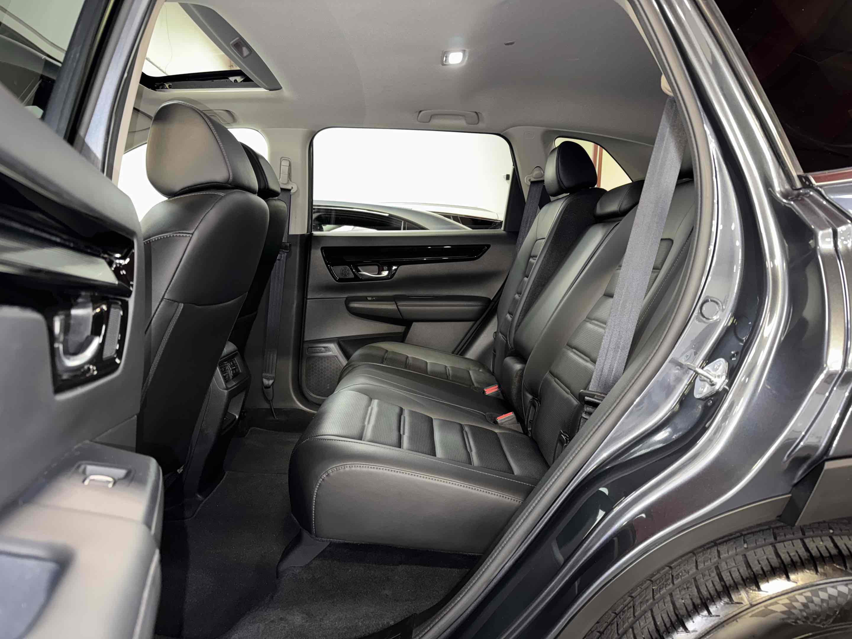 Used 2024 Honda CR-V EX-L image 7