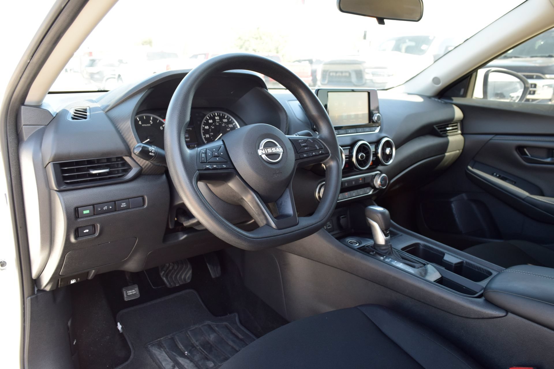 Used 2024 Nissan Sentra S FWD image 14