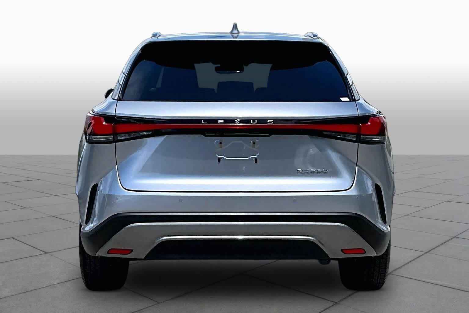 Used 2025 Lexus RX 350 Premium w/ Accessory Package (Z1) FWD image 5