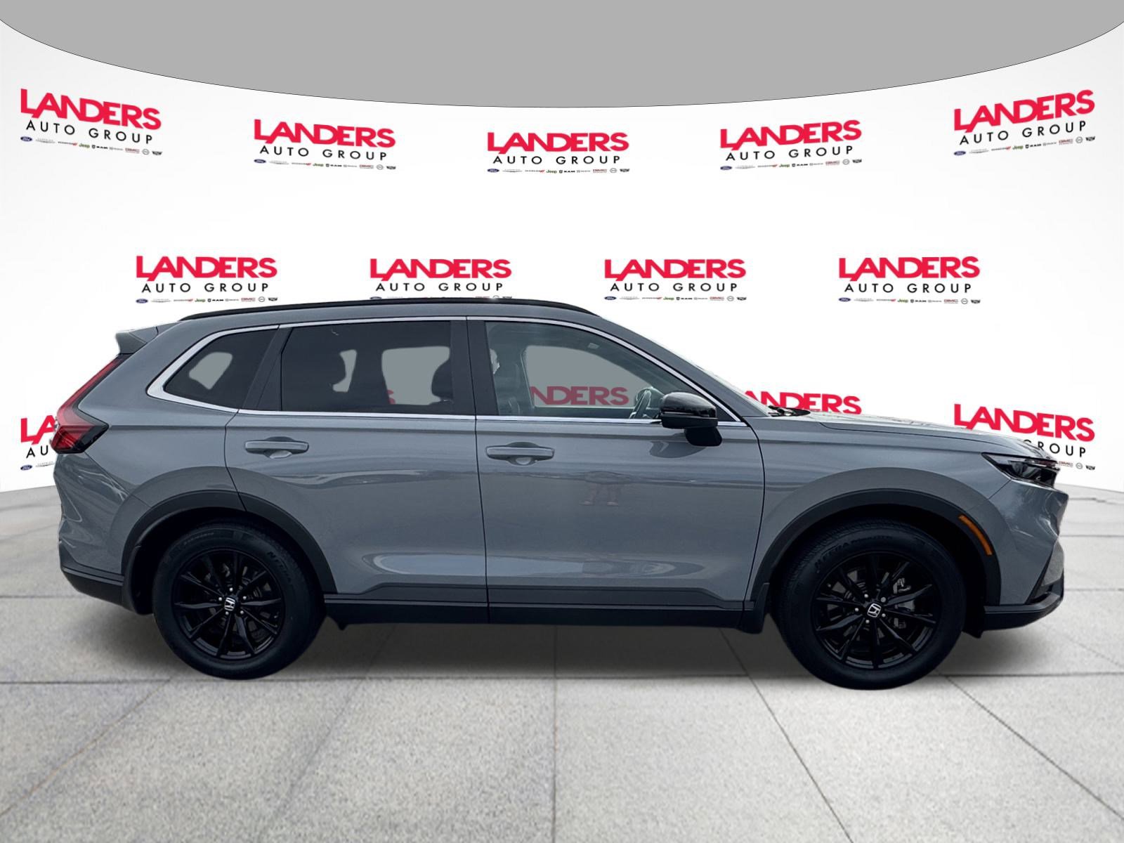 Used 2023 Honda CR-V Sport image 2