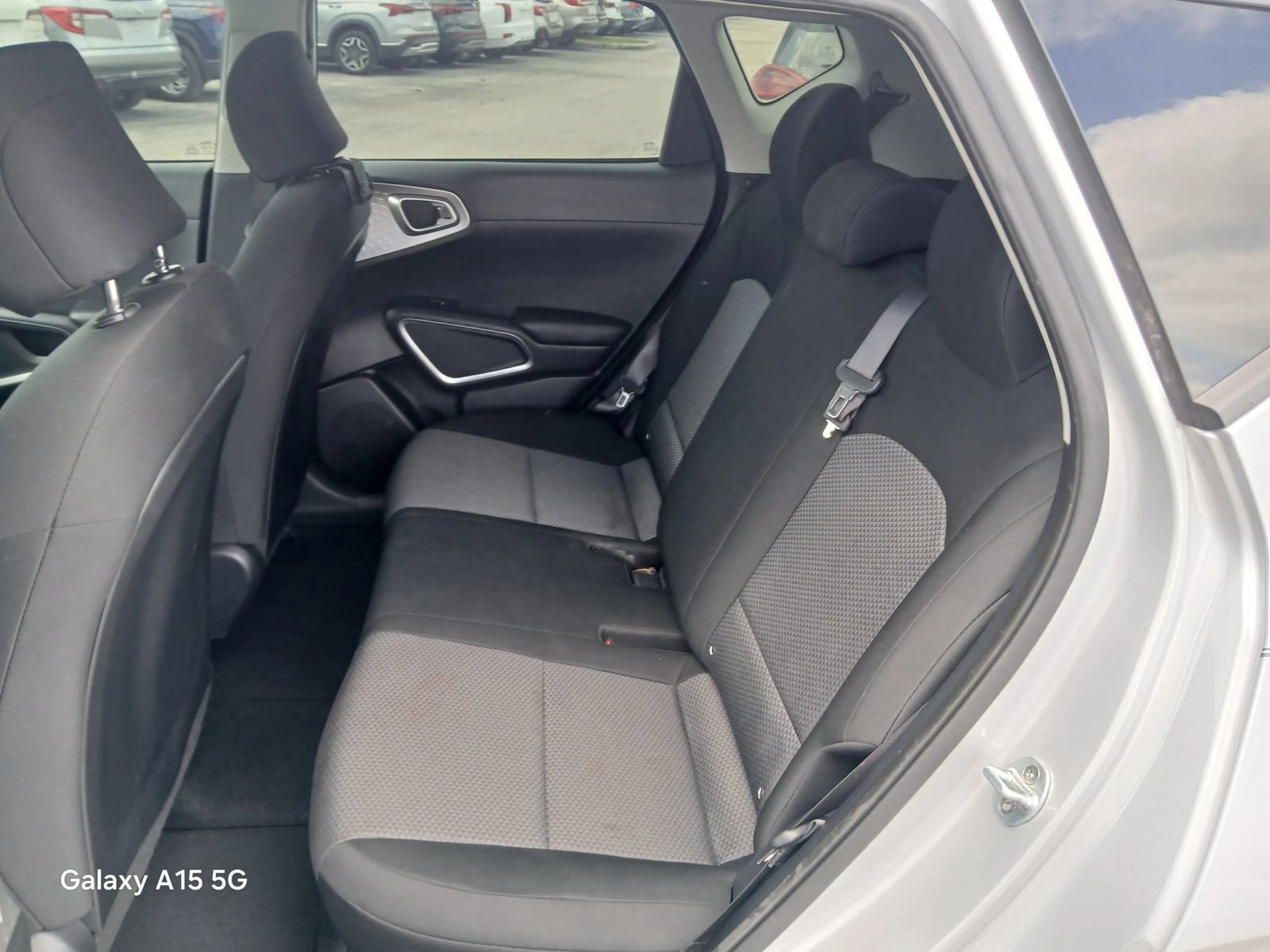 Used 2020 Kia Soul LX FWD image 12