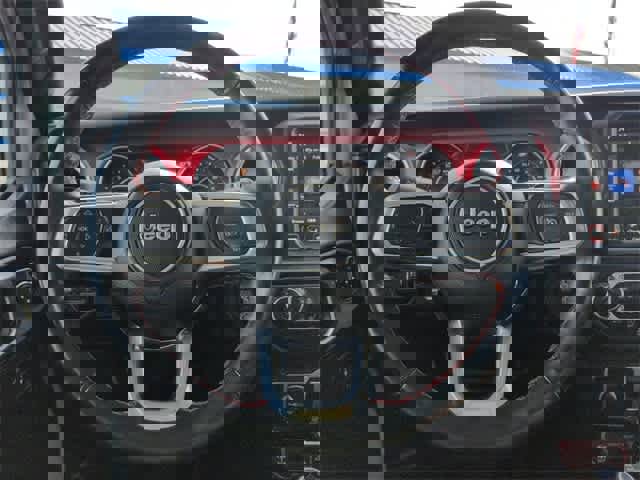 Used 2023 Jeep Wrangler Unlimited Rubicon w/ Cold Weather Group image 22