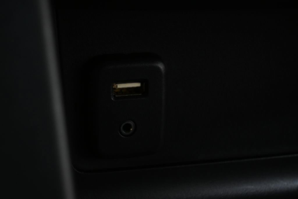 Used 2015 Chevrolet Colorado Z71 w/ LPO, Bed Protection Package image 26