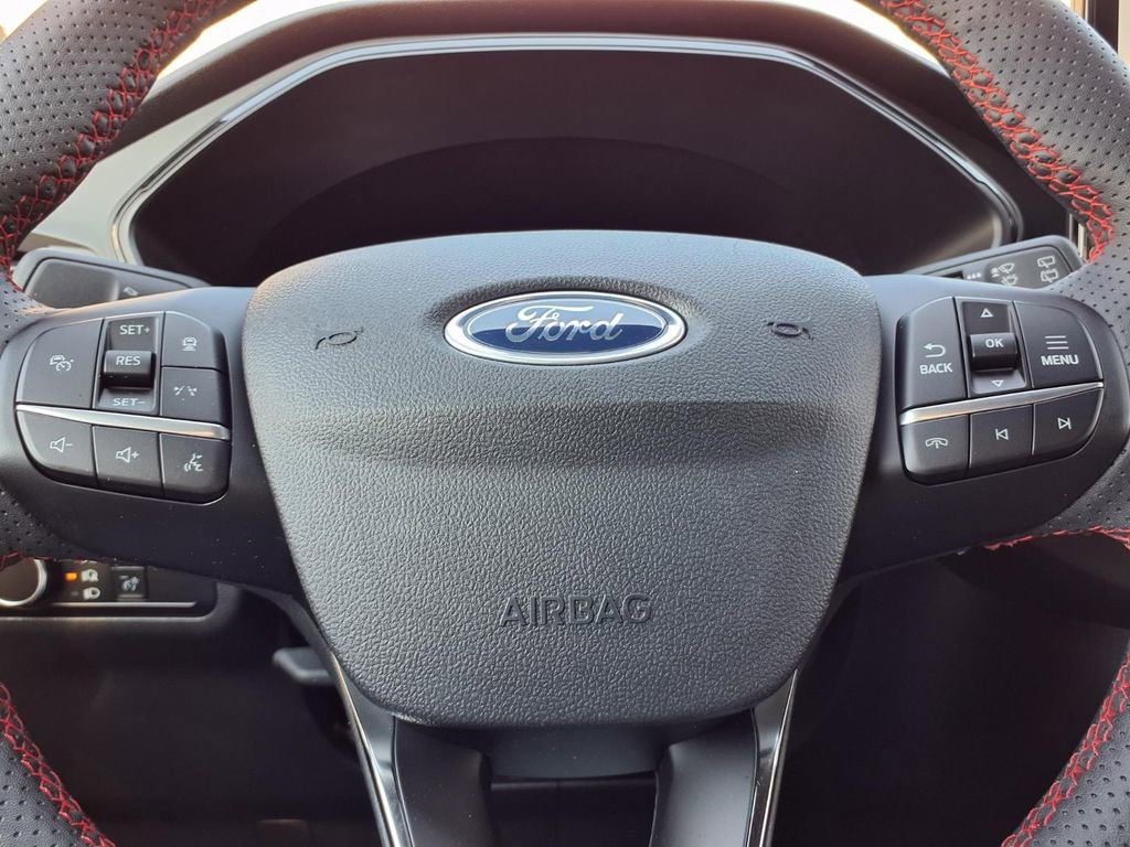 Used 2024 Ford Escape ST-Line w/ Tech Pack #1 image 16
