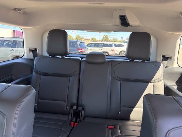 New 2027 Ford Expedition Active RWD image 17