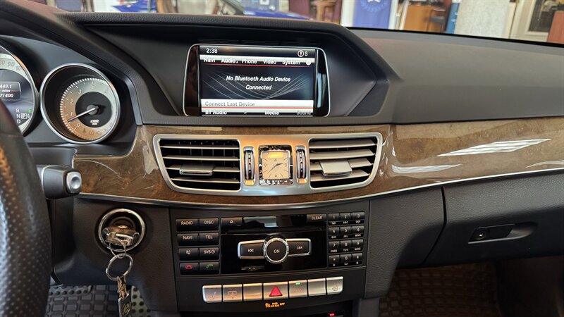 Used 2015 Mercedes-Benz E 350 4MATIC Sedan image 15