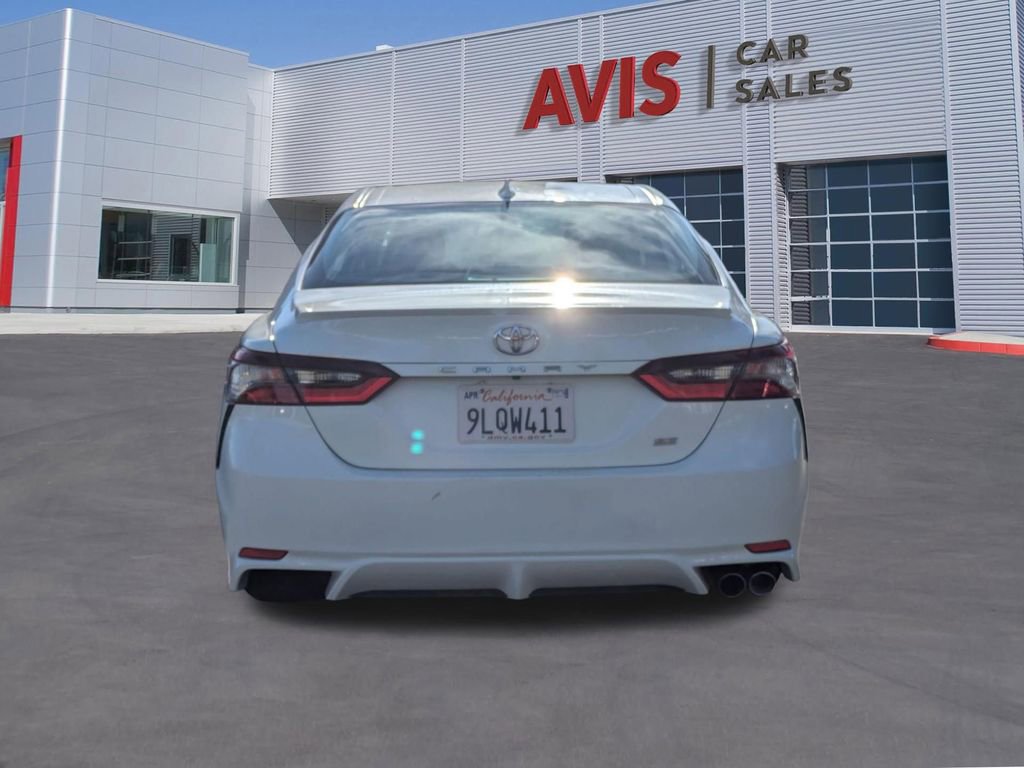 Used 2024 Toyota Camry SE image 7