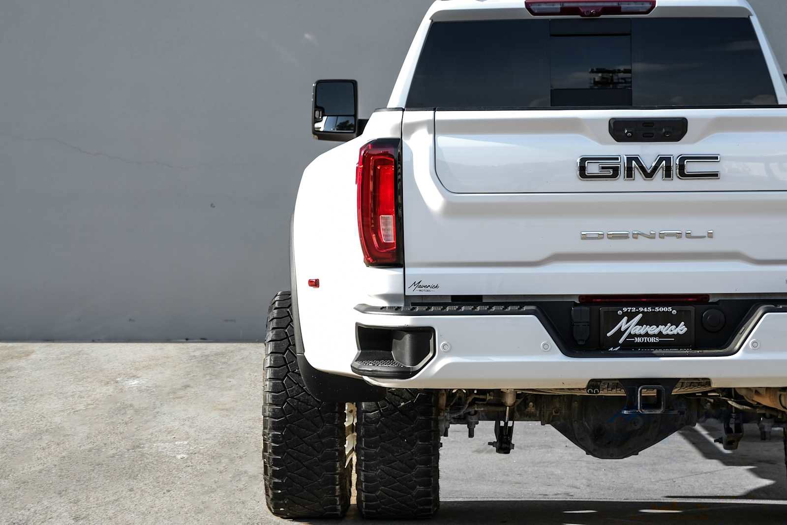 Used 2022 GMC Sierra 3500 Denali w/ Denali Ultimate Package AWD/4WD image 47