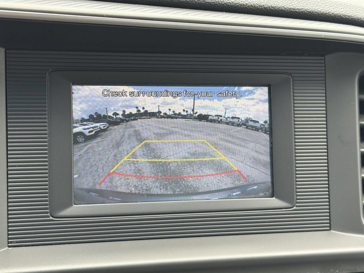 Used 2020 Hyundai Elantra SE FWD image 19