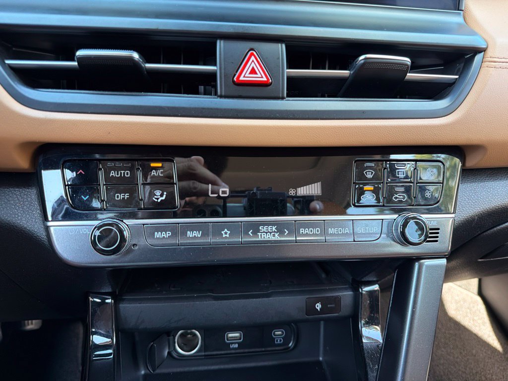 Certified 2024 Kia Seltos SX w/ SX Sunroof Package AWD/4WD image 12