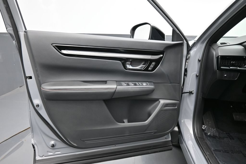Used 2026 Honda CR-V Sport Touring image 18