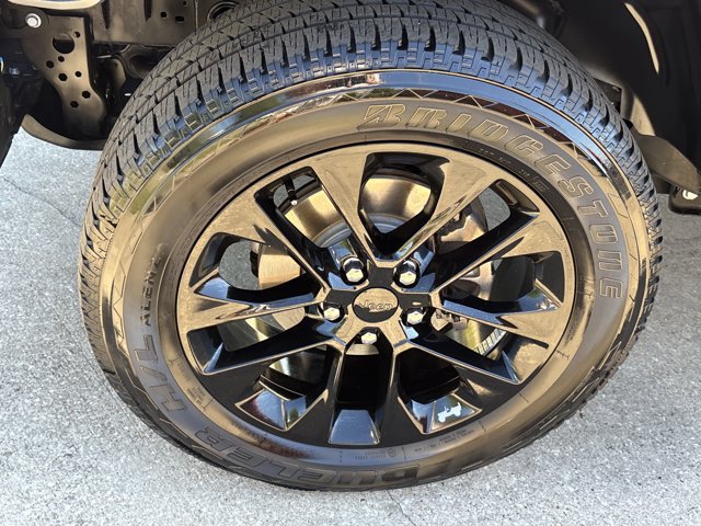 Used 2023 Jeep Gladiator Overland AWD/4WD image 12
