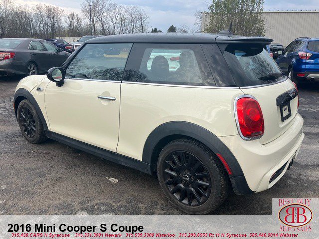 Used 2016 MINI Cooper S FWD image 9