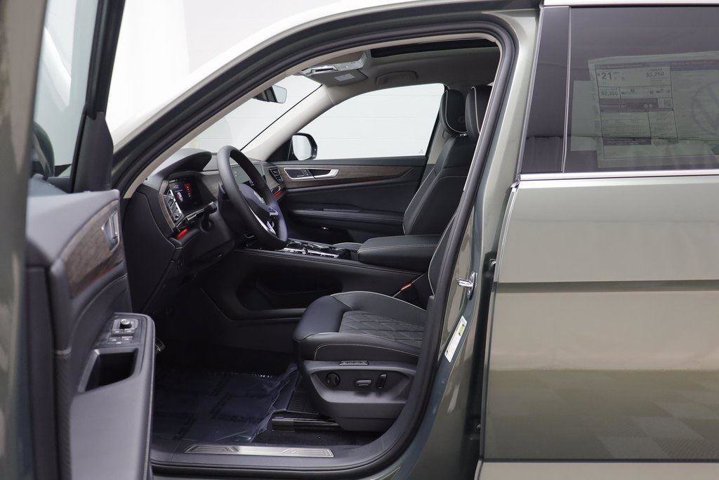 New 2026 Volkswagen Atlas SEL Premium R-Line image 5