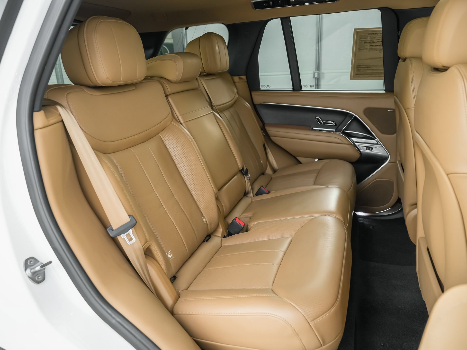 Used 2023 Land Rover Range Rover SE AWD/4WD image 23