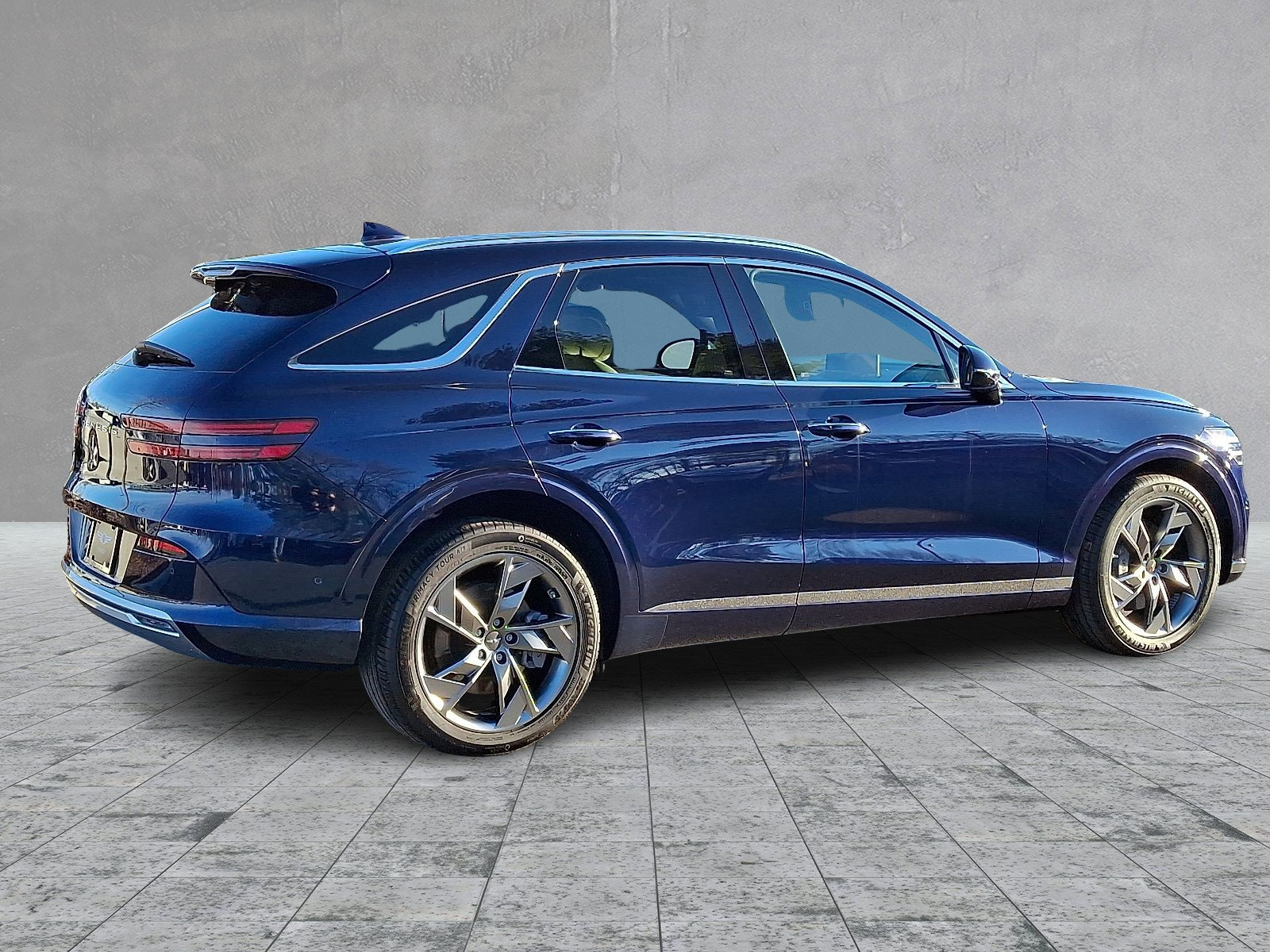 Certified 2025 Genesis Electrified GV70 image 12