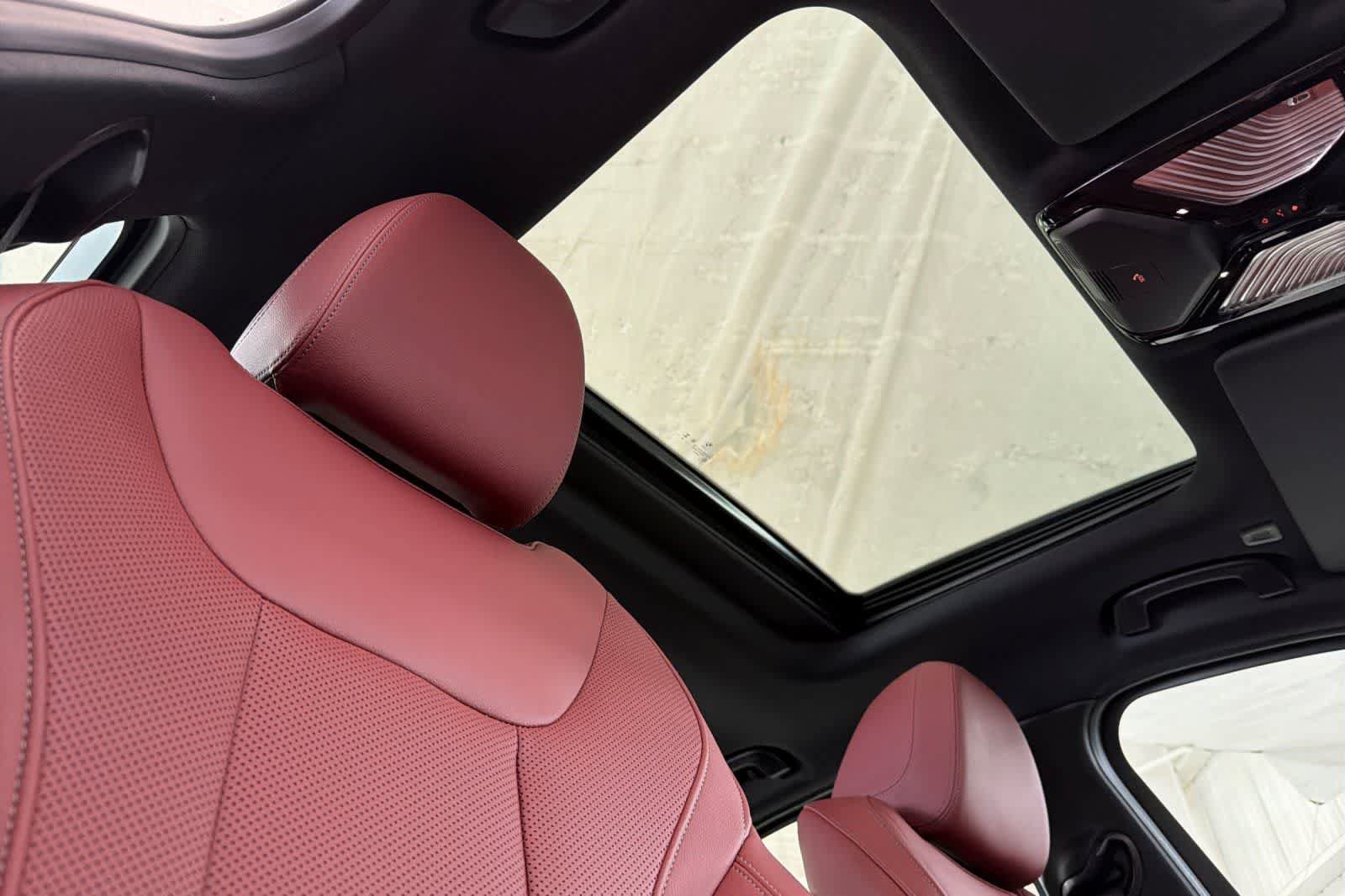 Used 2026 BMW 330i Sedan RWD image 16